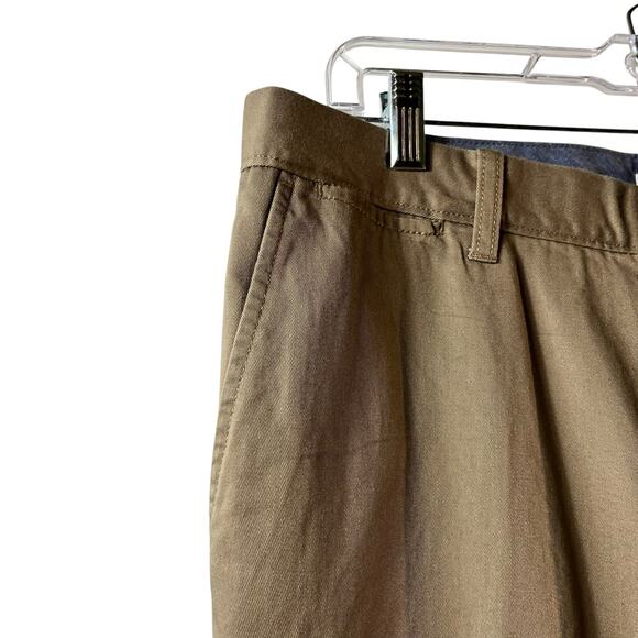 Nautica NWOT Khaki Classic Fit Pants Slacks Flat Front 34 x 32 (2937) - Picture 2 of 4